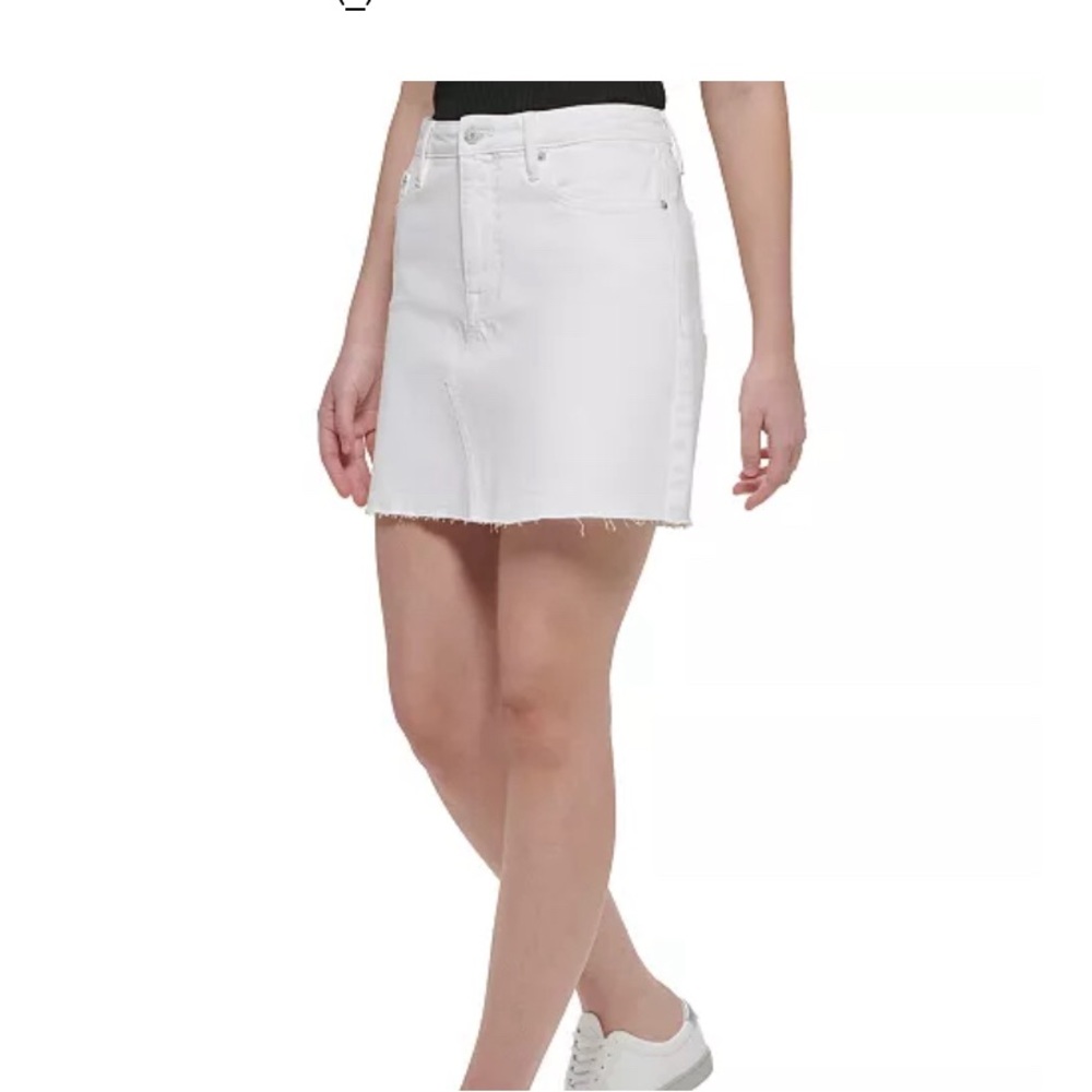 Calvin Klein white jean skirt size 28